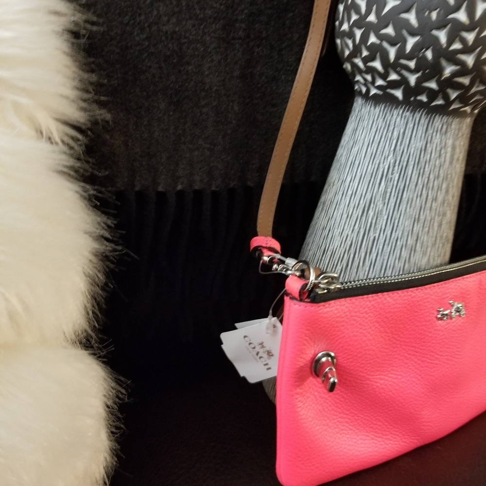 Coach Purse - Picture 3 of 3